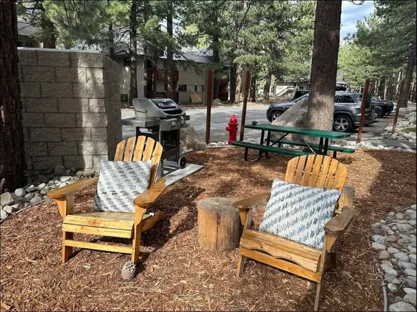 $870,000 | 2252 Meridian Boulevard, Unit 39, Mammoth Lakes, CA 93546