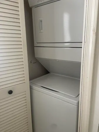 $2,300 | 250 John F Kennedy Drive, Unit 308, Atlantis, FL 33462