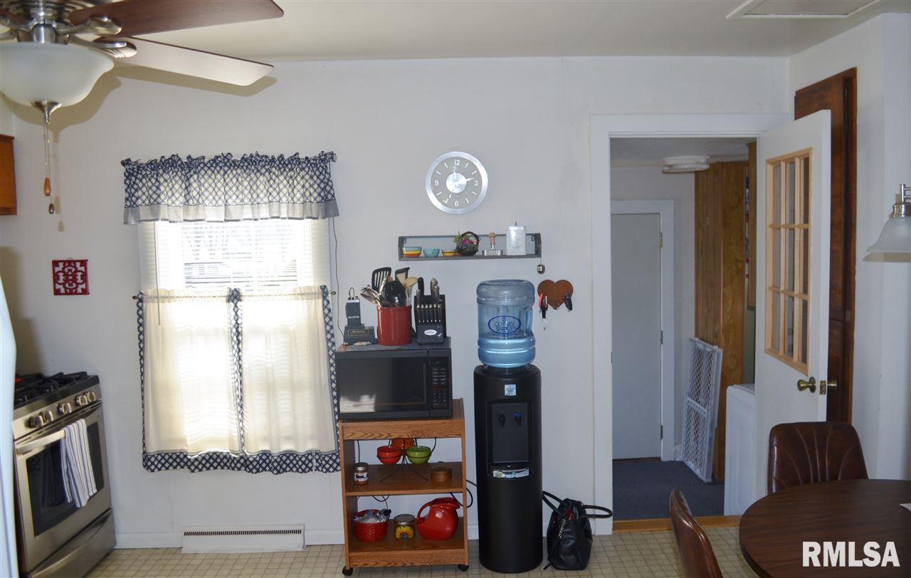 113 Mary Street Washington, IL 61571 - Photo 6 of 21 Gallery Image 6