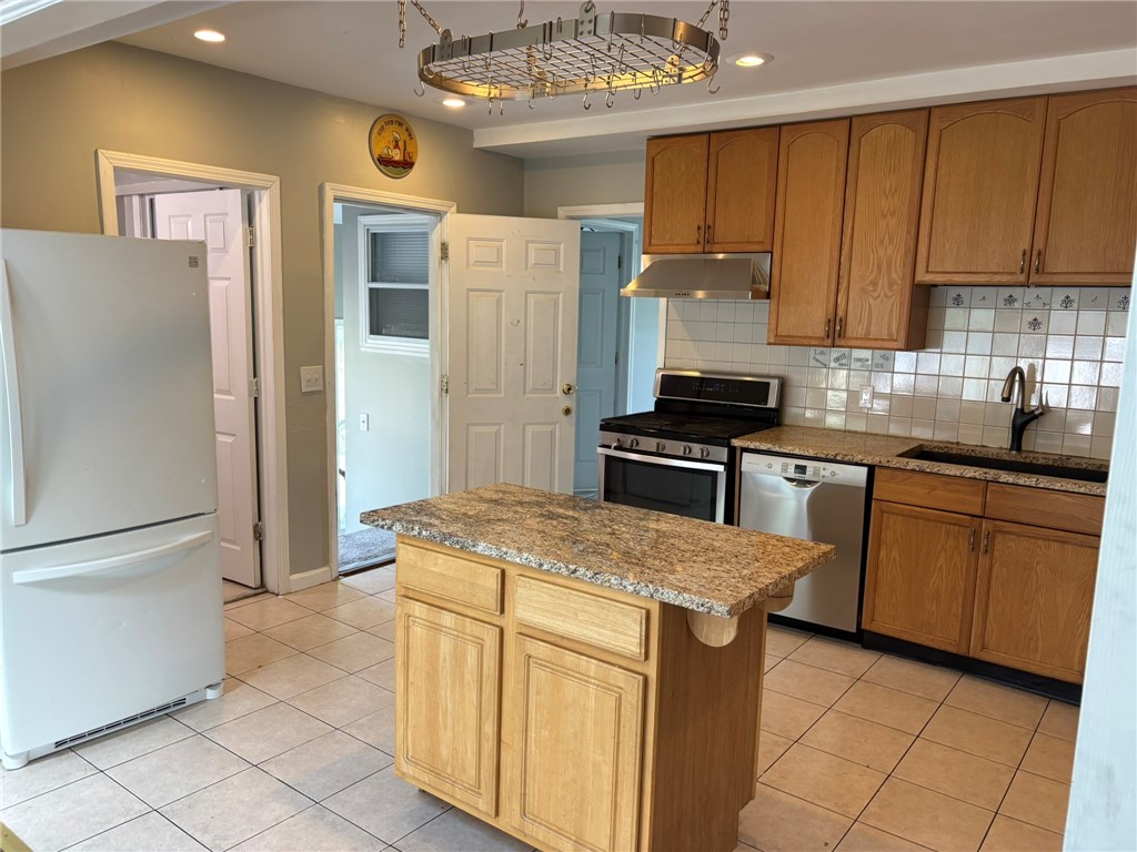 2186 Westfall Road Brighton, NY 14618 - Photo 14 of 30
