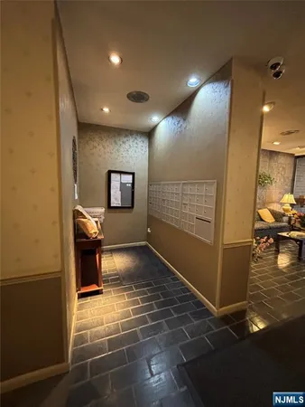$389,000 | 140 Euclid Avenue, Unit 1G, Hackensack, NJ 07601
