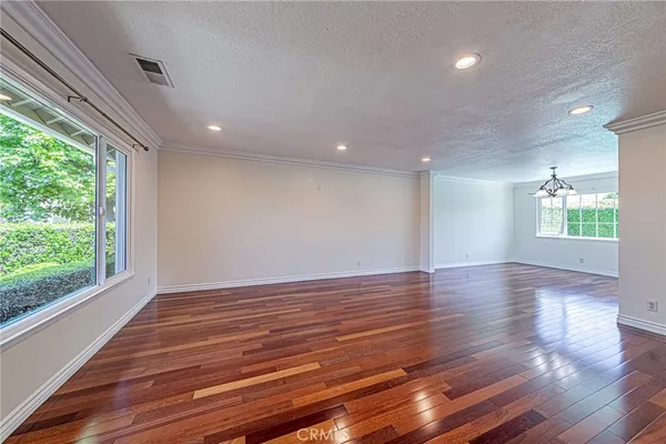$5,000 | 670 South Oakhaven Avenue, Brea, CA 92823