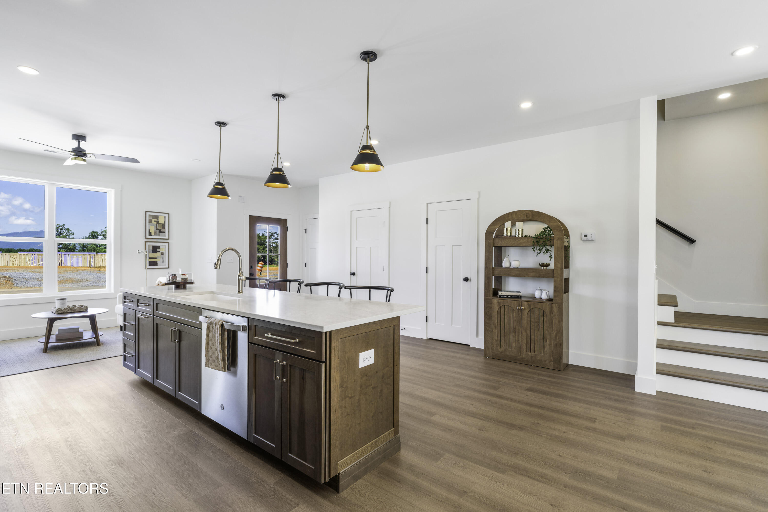 1341 Grace Ridge Drive Sevierville, TN 37862 - Photo 22 of 56 Island | Open Area