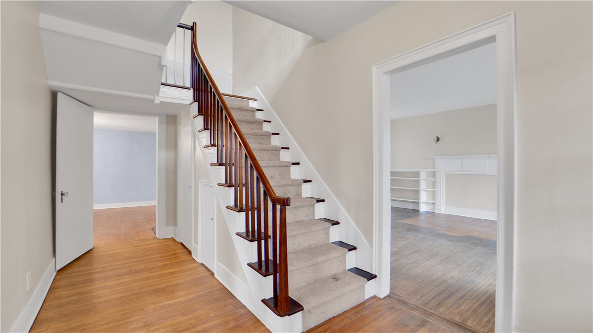 606 County Road 9 Victor, NY 14564 - Photo 7 of 49