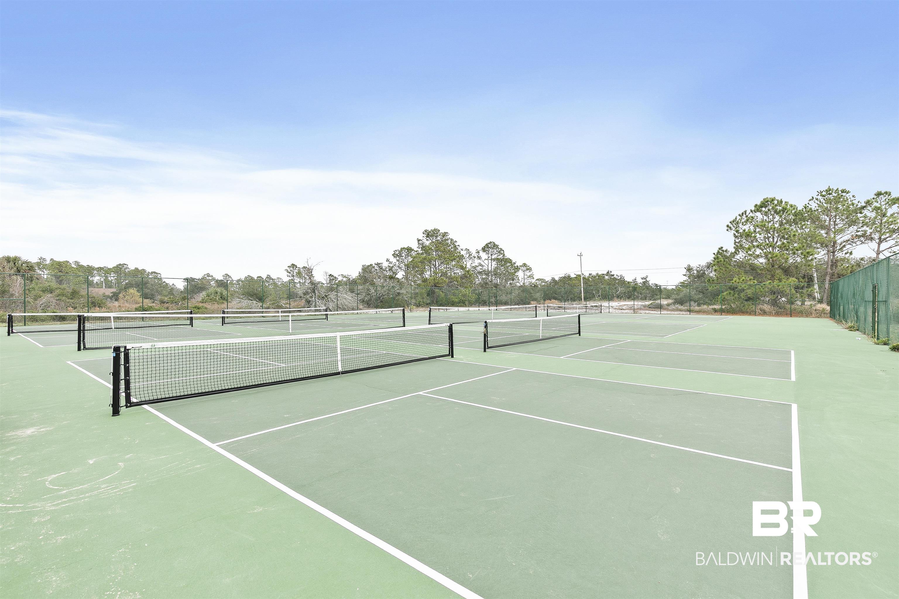 400 Plantation Road, Unit 3314 Gulf Shores, AL 36542 - Photo 42 of 47 View of tennis court