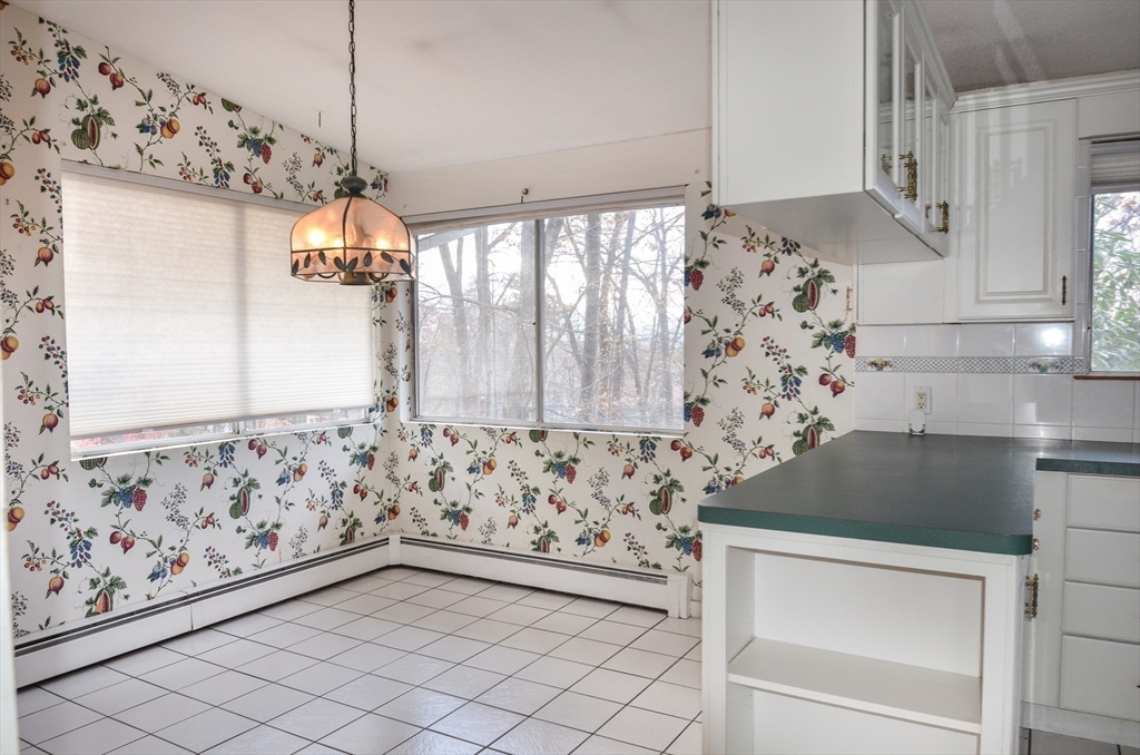 93 Vaughn Hill Road Bolton, MA 01740 - Photo 13 of 39