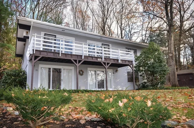 $659,900 | 93 Vaughn Hill Road, Bolton, MA 01740