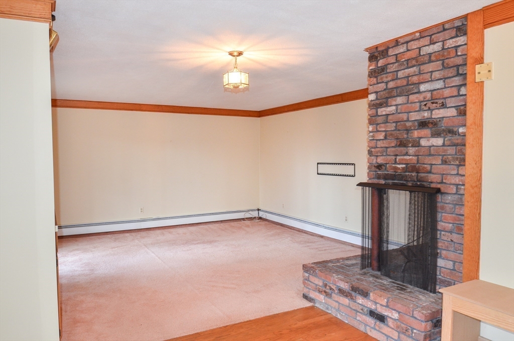 93 Vaughn Hill Road Bolton, MA 01740 - Photo 25 of 39