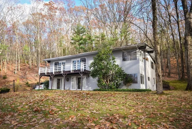 $659,900 | 93 Vaughn Hill Road, Bolton, MA 01740