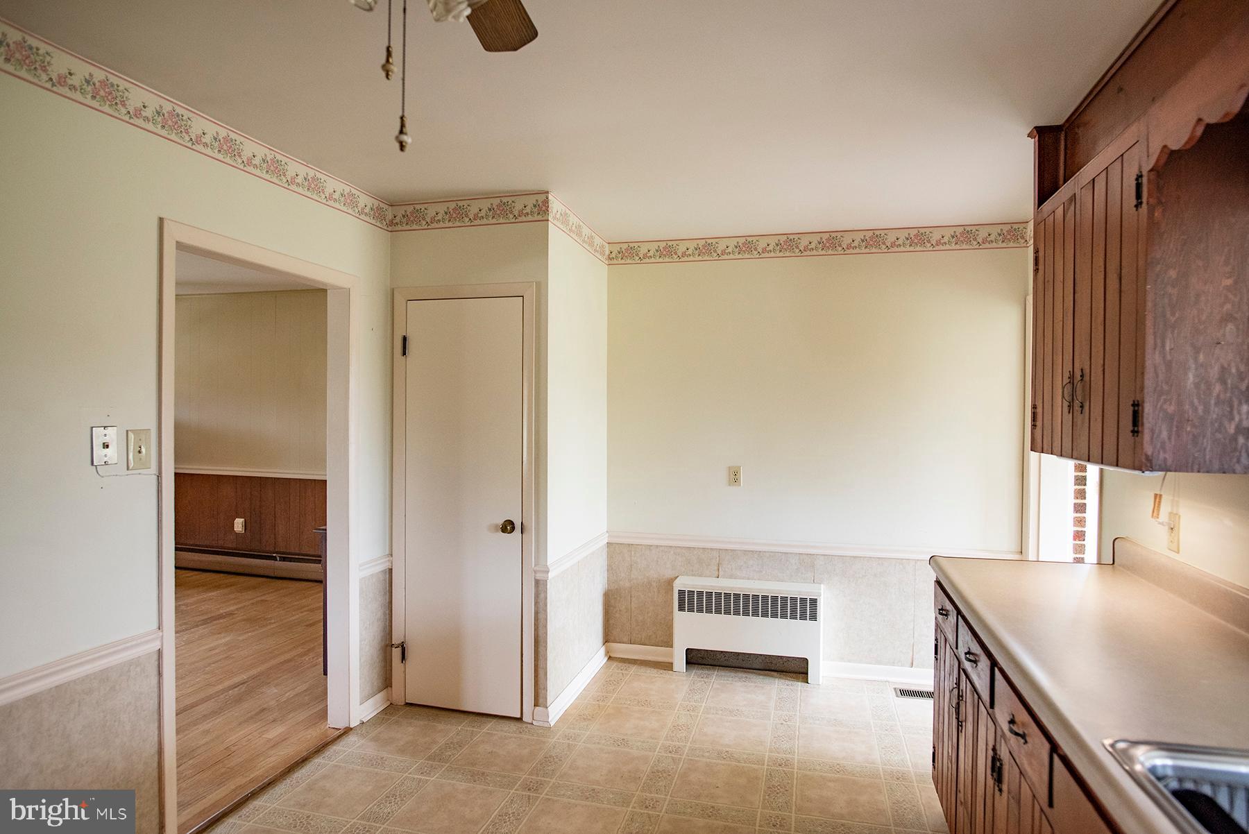 8313 Barnes Road Boonsboro, MD 21713 - Photo 11 of 24 Kitchen
