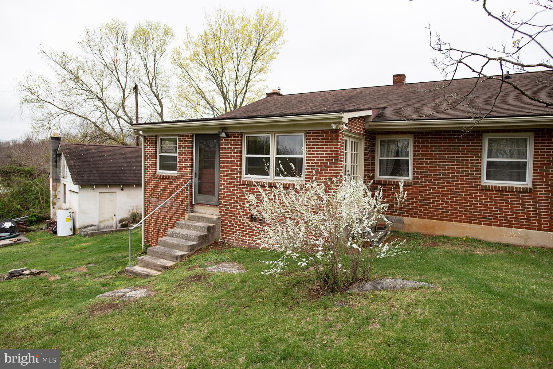 8313 Barnes Road Boonsboro, MD 21713 - Photo 23 of 24 Backyard