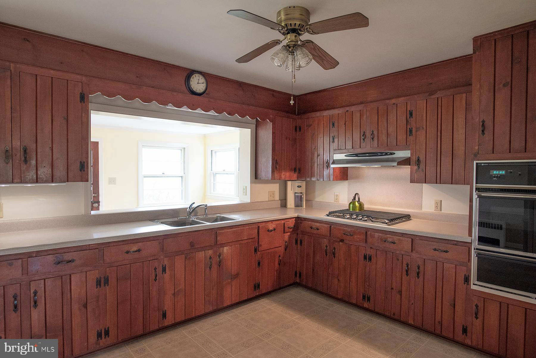 8313 Barnes Road Boonsboro, MD 21713 - Photo 9 of 24 Kitchen