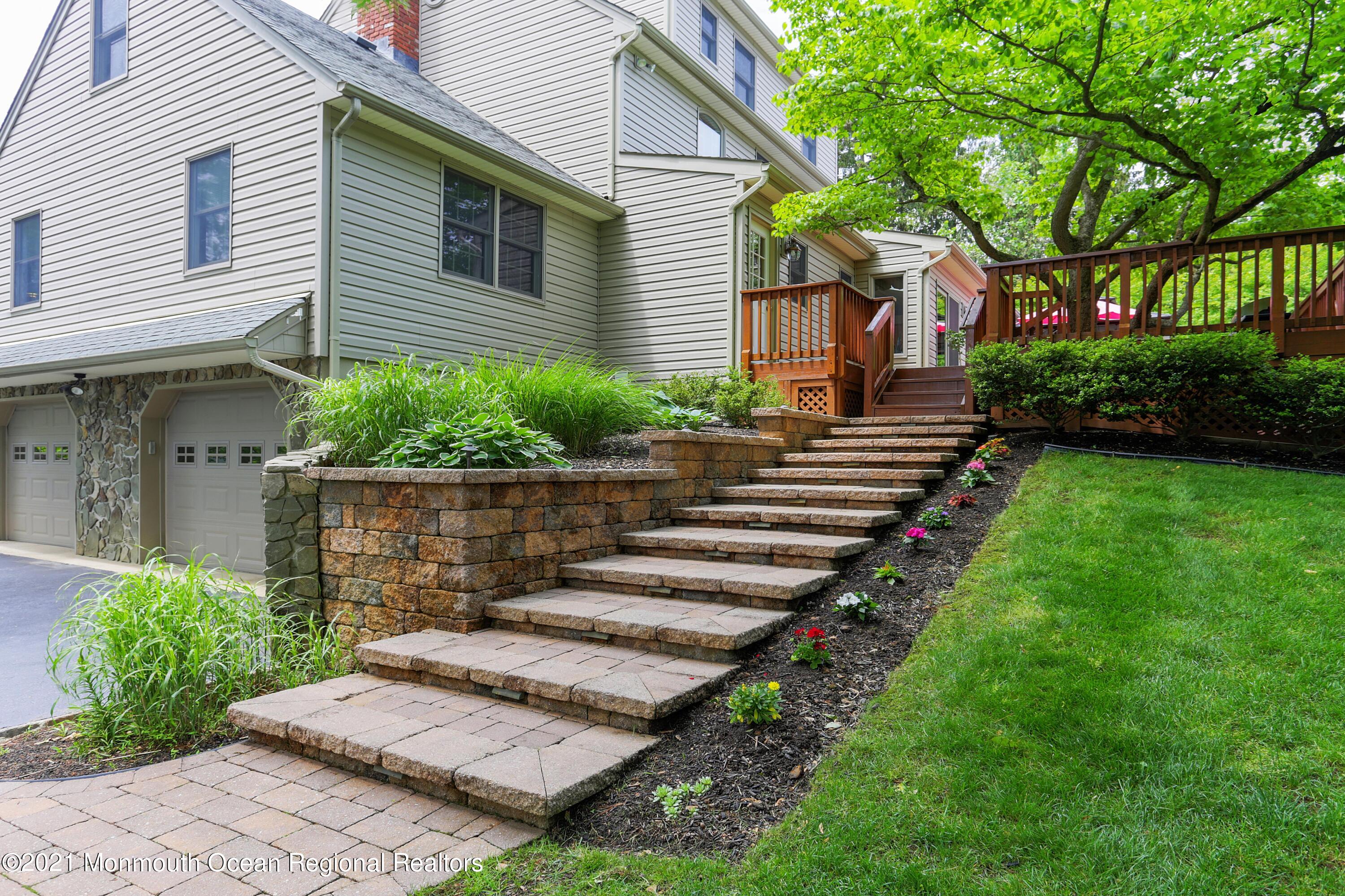 25 Huntley Road Holmdel, NJ 07733 - Photo 34 of 49 EXTERIOR