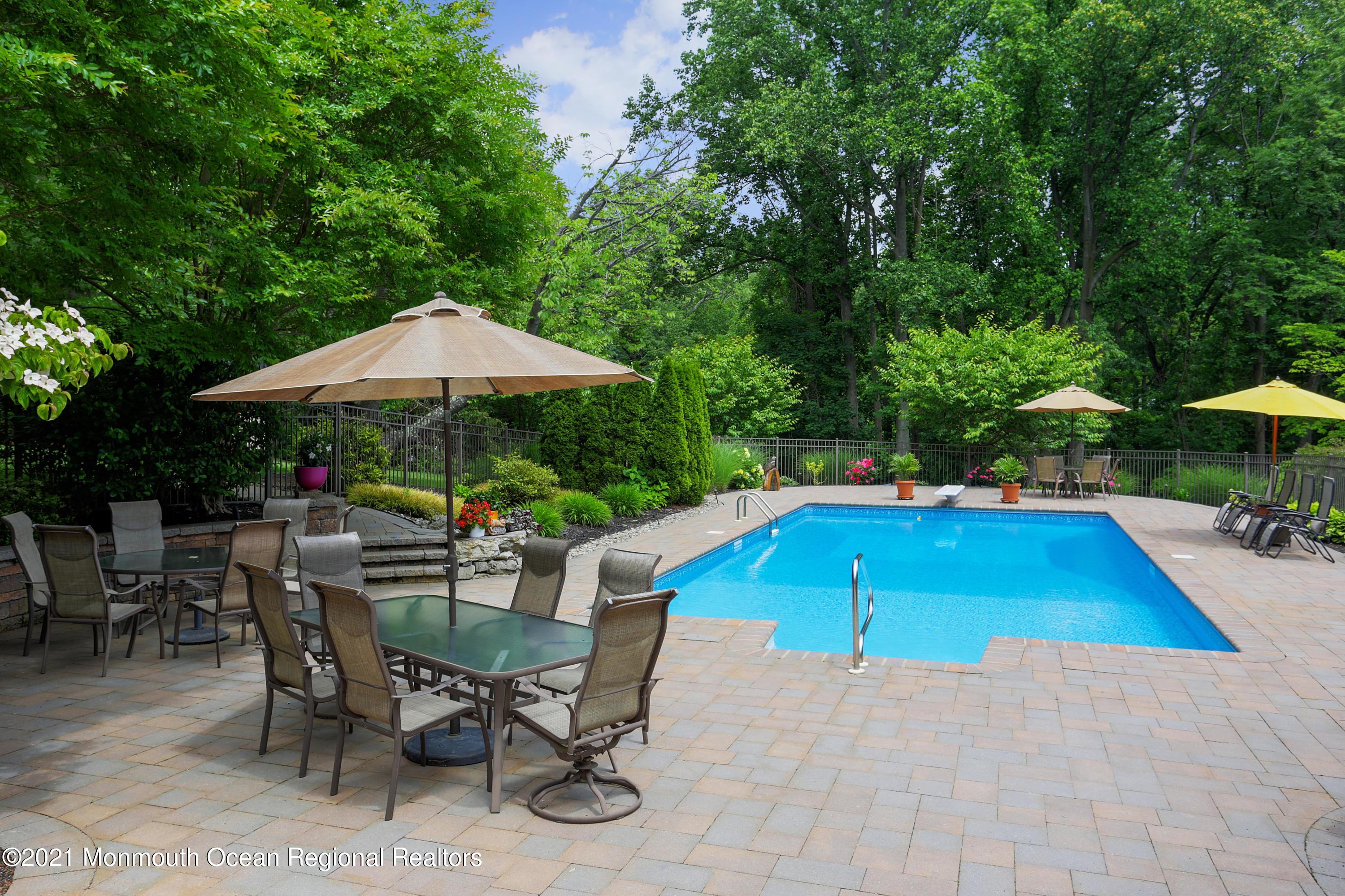 25 Huntley Road Holmdel, NJ 07733 - Photo 41 of 49 P00L