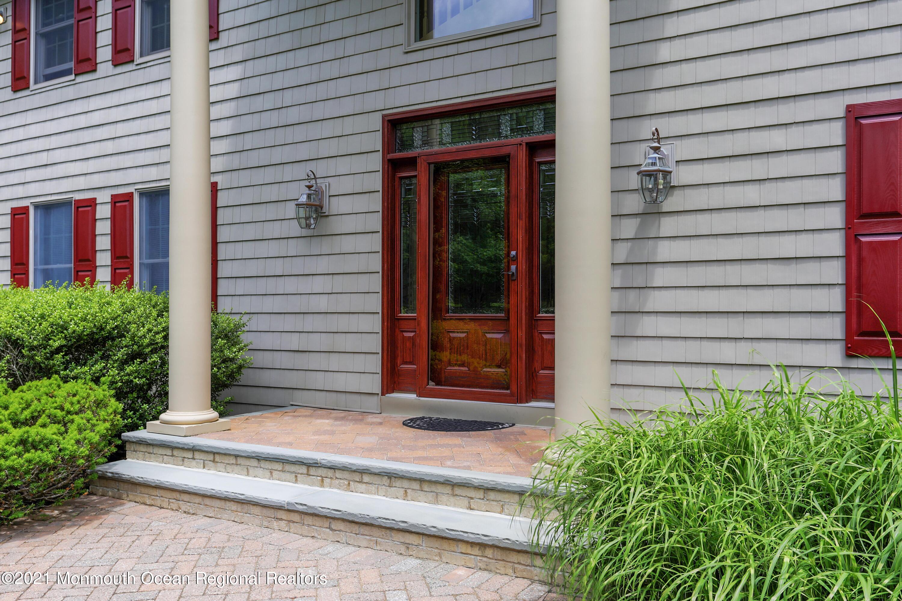 25 Huntley Road Holmdel, NJ 07733 - Photo 8 of 49 ENTRY