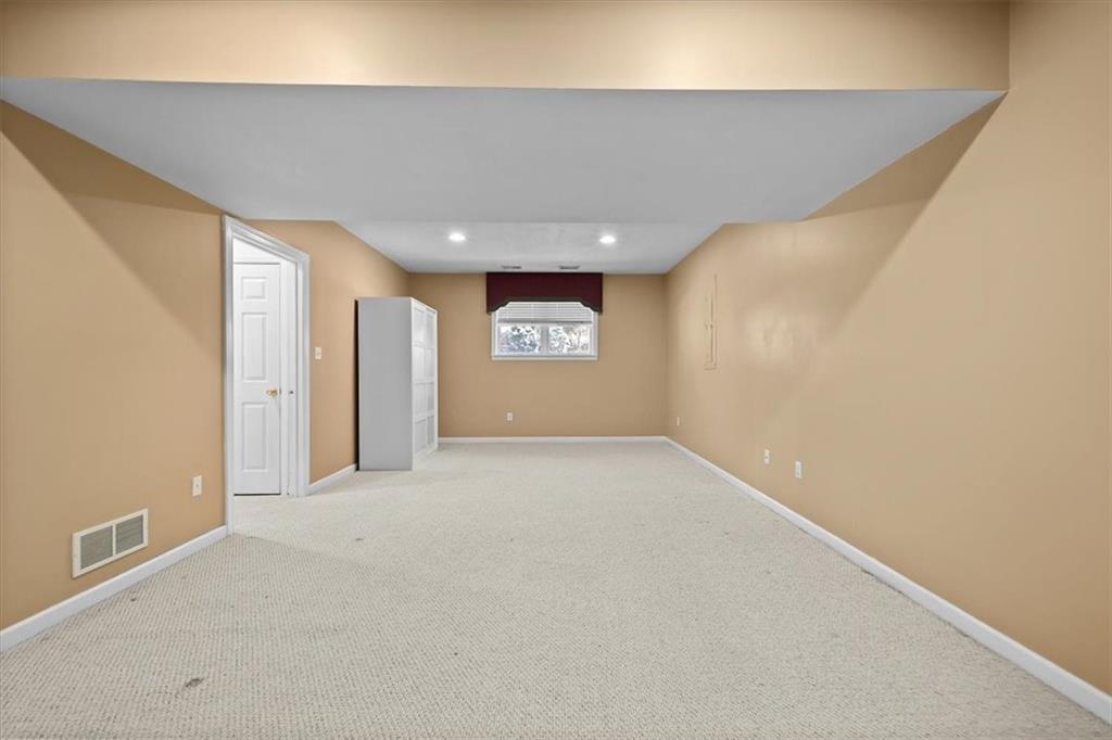 2270 Montgomery Road Sewickley, PA 15143 - Photo 20 of 25 Gallery Image 20