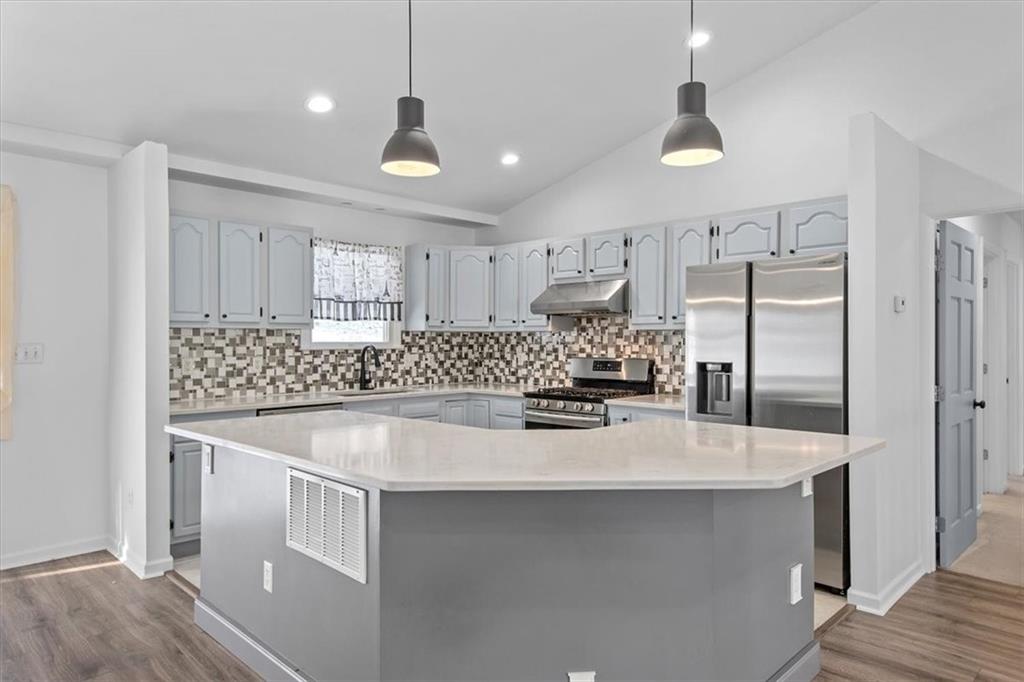 2270 Montgomery Road Sewickley, PA 15143 - Photo 8 of 25 Gallery Image 8
