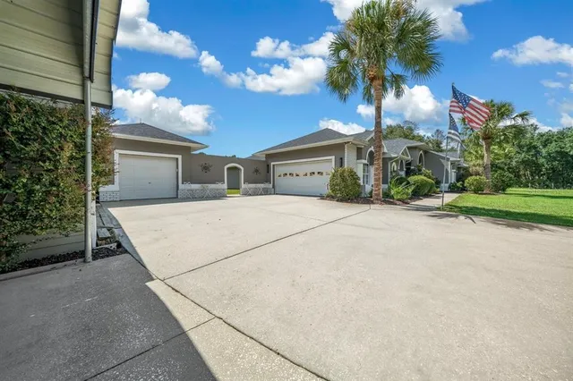 $849,900 | 5282 North Sacramento Avenue, Beverly Hills, FL 34465