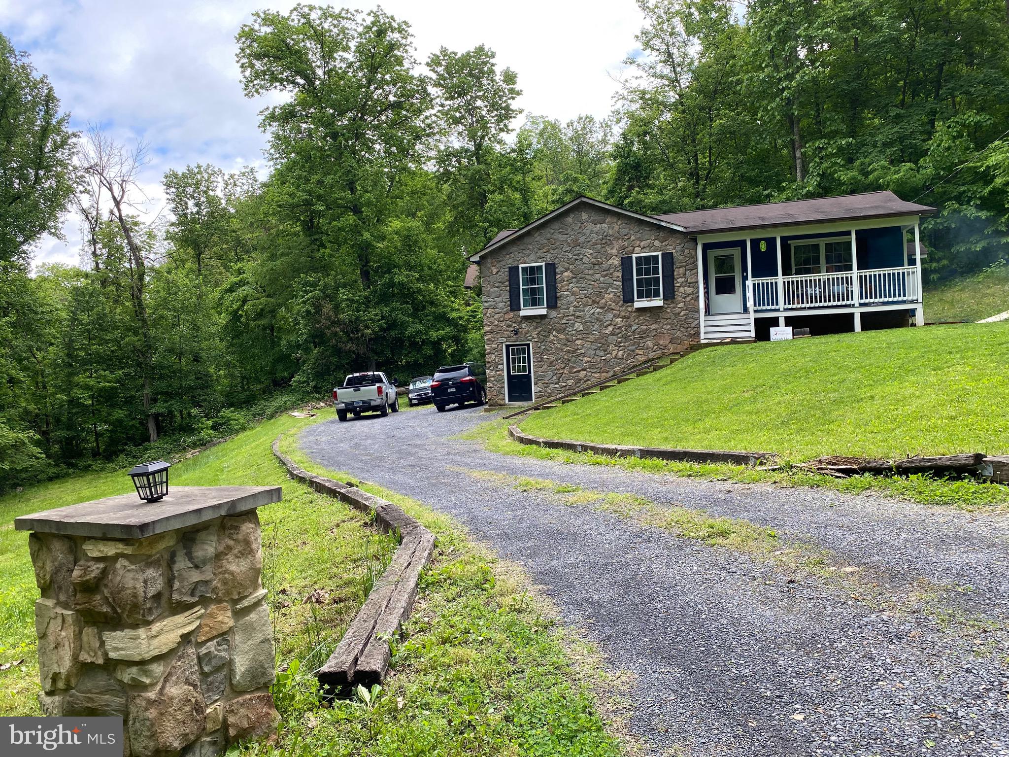 1971 High Top Road Linden, VA 22642 - Photo 2 of 33