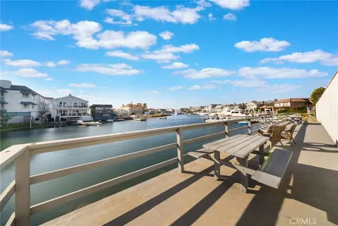 $549,000 | 16922 Pacific Coast Highway, Unit 102, Huntington Beach, CA 92649