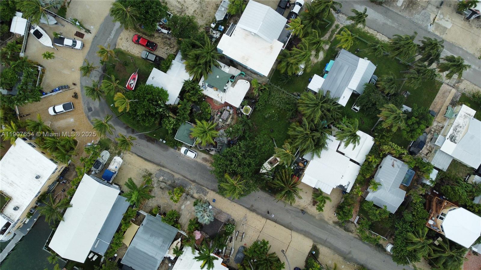 77 South Conch Avenue Marathon, FL 33050 - Photo 4 of 10 an aerial view of multiple houses with yard