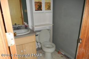 113 Wendell Road East Stroudsburg, PA 18301 - Photo 7 of 10 a bathroom with a toilet and a sink