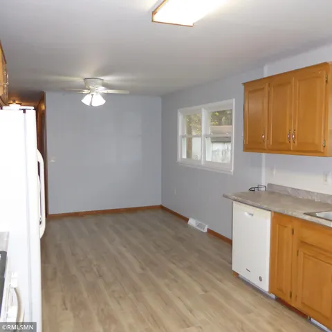 $195,000 | 3303 Velvet Street, Hinckley, MN 55037