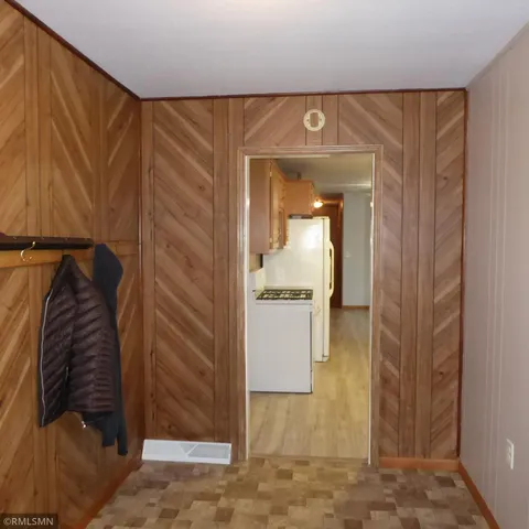 $195,000 | 3303 Velvet Street, Hinckley, MN 55037