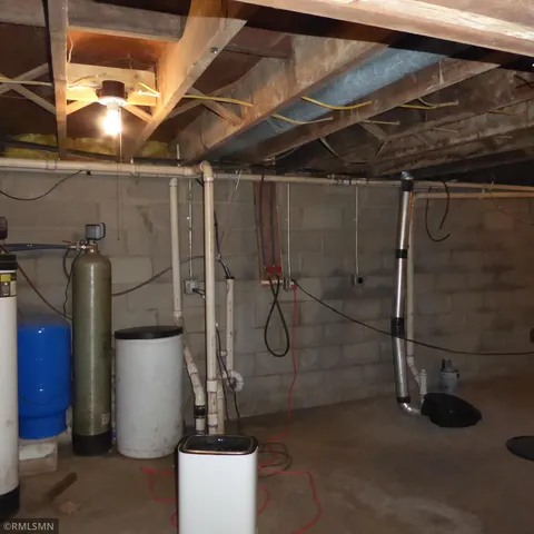 $195,000 | 3303 Velvet Street, Hinckley, MN 55037