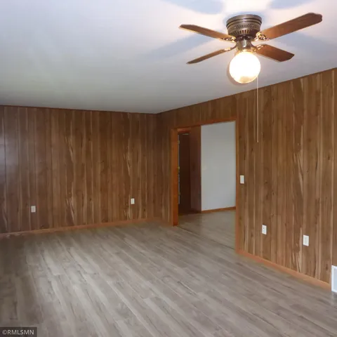 $195,000 | 3303 Velvet Street, Hinckley, MN 55037