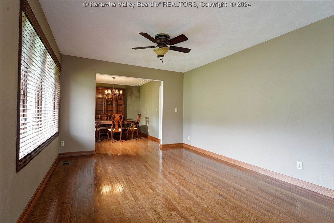 307 Kilgore Road Scott Depot, WV 25560 - Photo 12 of 32 Gallery Image 12