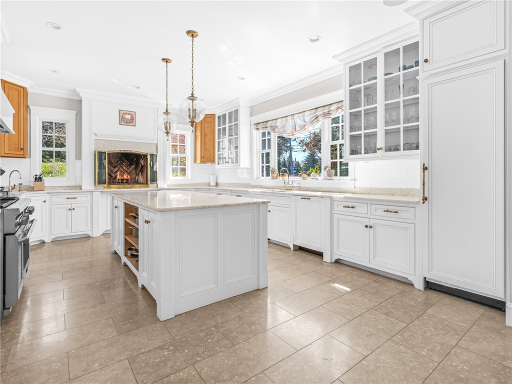 116 Nayatt Road Barrington, RI 02806 - Photo 11 of 48 Kitchen