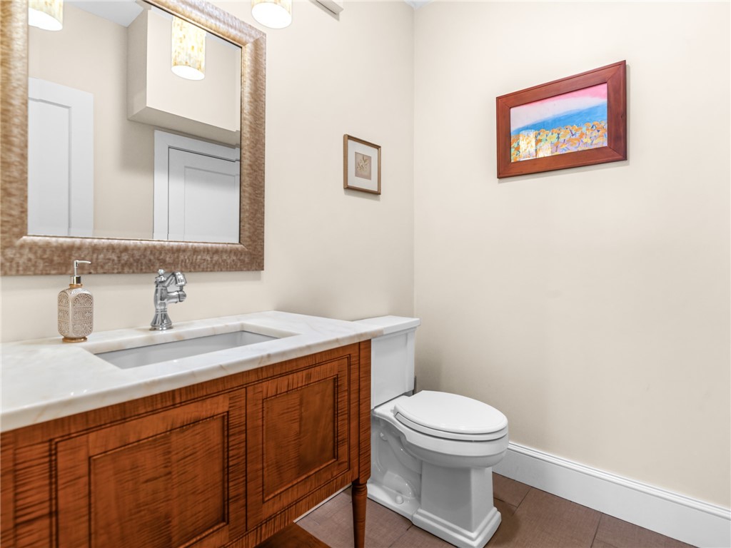 116 Nayatt Road Barrington, RI 02806 - Photo 23 of 48 Bathroom