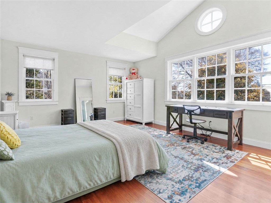 116 Nayatt Road Barrington, RI 02806 - Photo 27 of 48 Bedroom suite 1