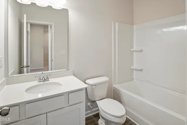 $284,860 | 220 Courtside Drive, Dunn, NC 28334