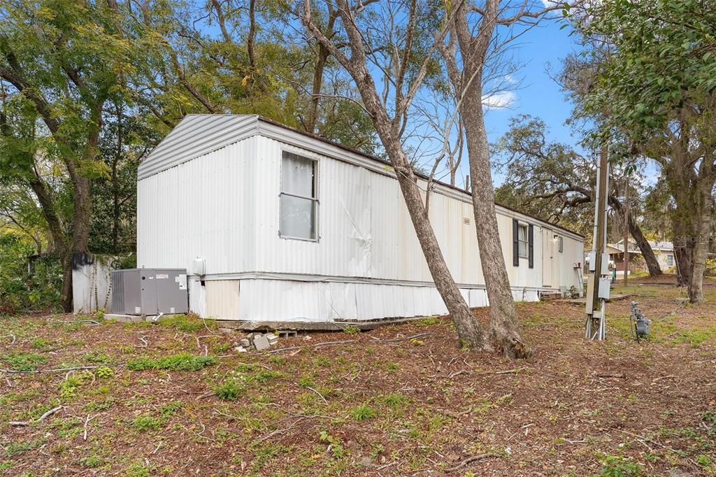 2107 Hialeah Avenue Leesburg, FL 34748 - Photo 7 of 10 a view of a house with a yard