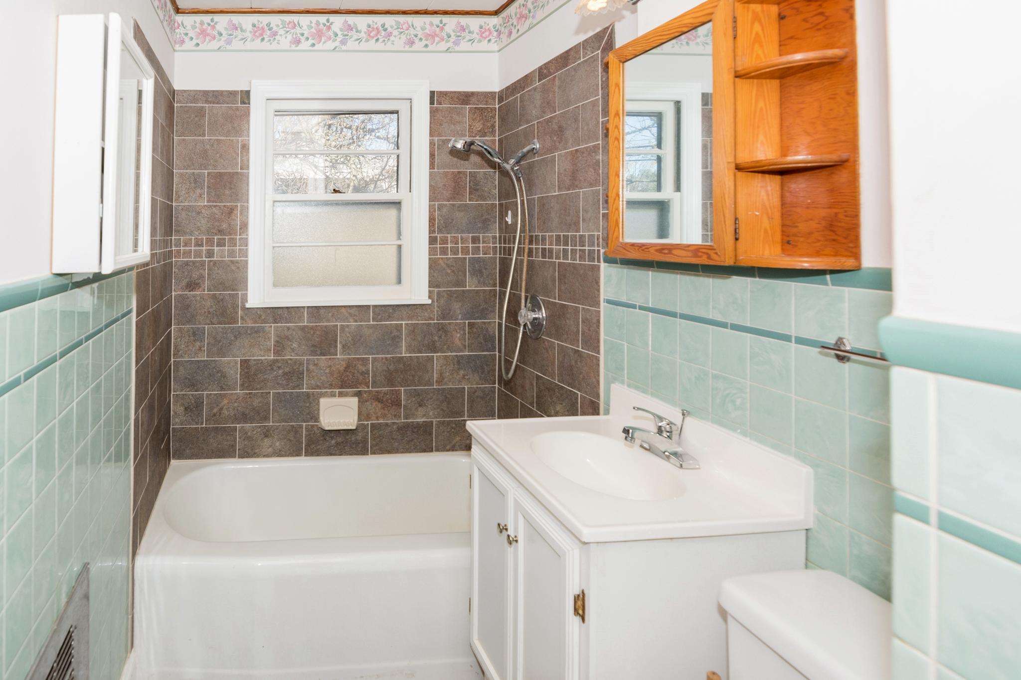 1790 Main Street Dunlap, TN 37327 - Photo 15 of 27 Full Bath
