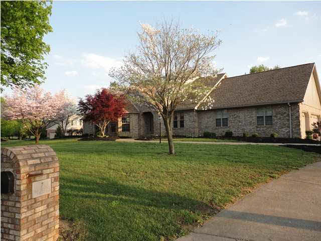 7 Old Orchard Road Mount Vernon, IN 47620 - Photo 2 of 24 Gallery Image 2