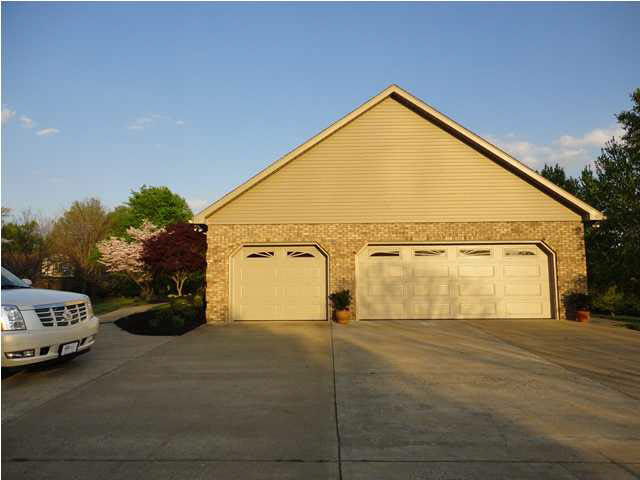 7 Old Orchard Road Mount Vernon, IN 47620 - Photo 3 of 24 Gallery Image 3