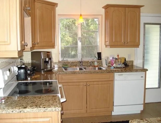 $4,500 | 509 Gerona Avenue, Coral Gables, FL 33146