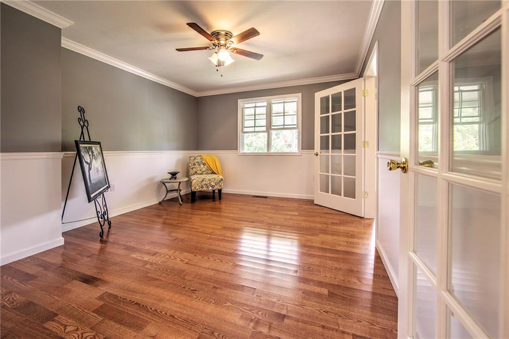 151 Drake Road Bethel Park, PA 15102 - Photo 7 of 25 Formal Dining Room