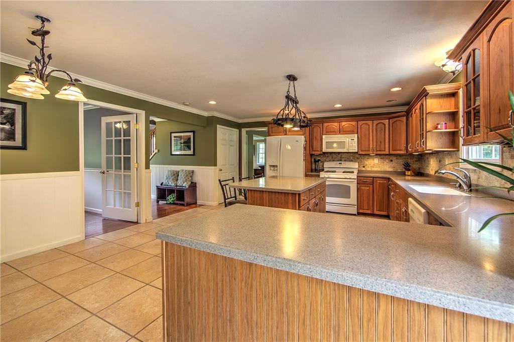 151 Drake Road Bethel Park, PA 15102 - Photo 10 of 25 Gallery Image 10