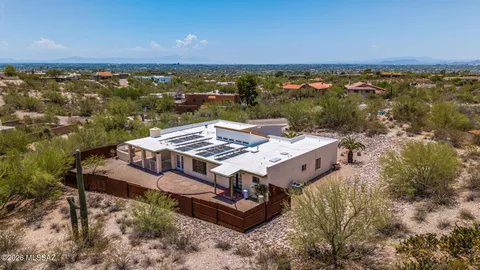 $650,000 | 4943 East Calle Capistrano, Tucson, AZ 85718