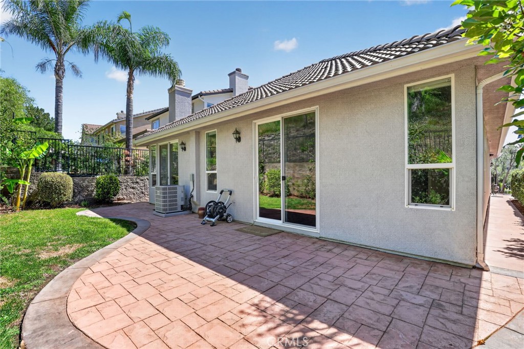 11339 Modena Lane Porter Ranch, CA 91326 - Photo 42 of 62 Gallery Image 42