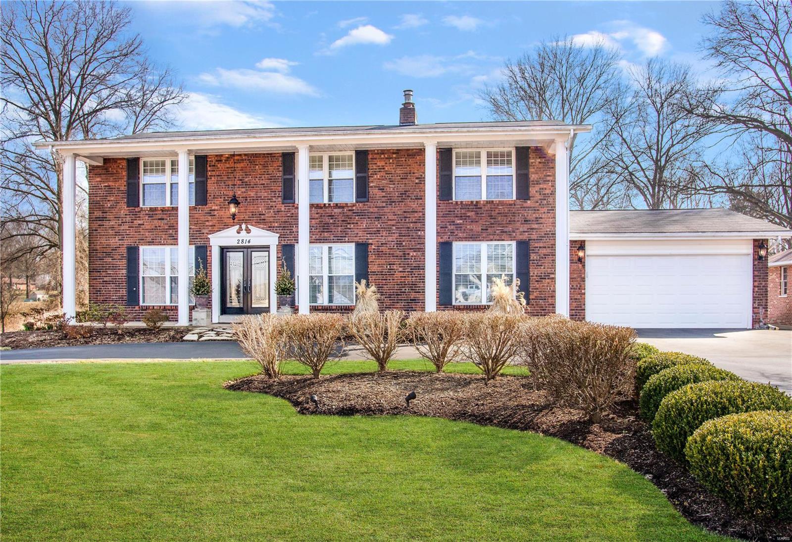 2814 Yaeger Road St. Louis, MO 63129 - Photo 1 of 40 Gallery Image 1