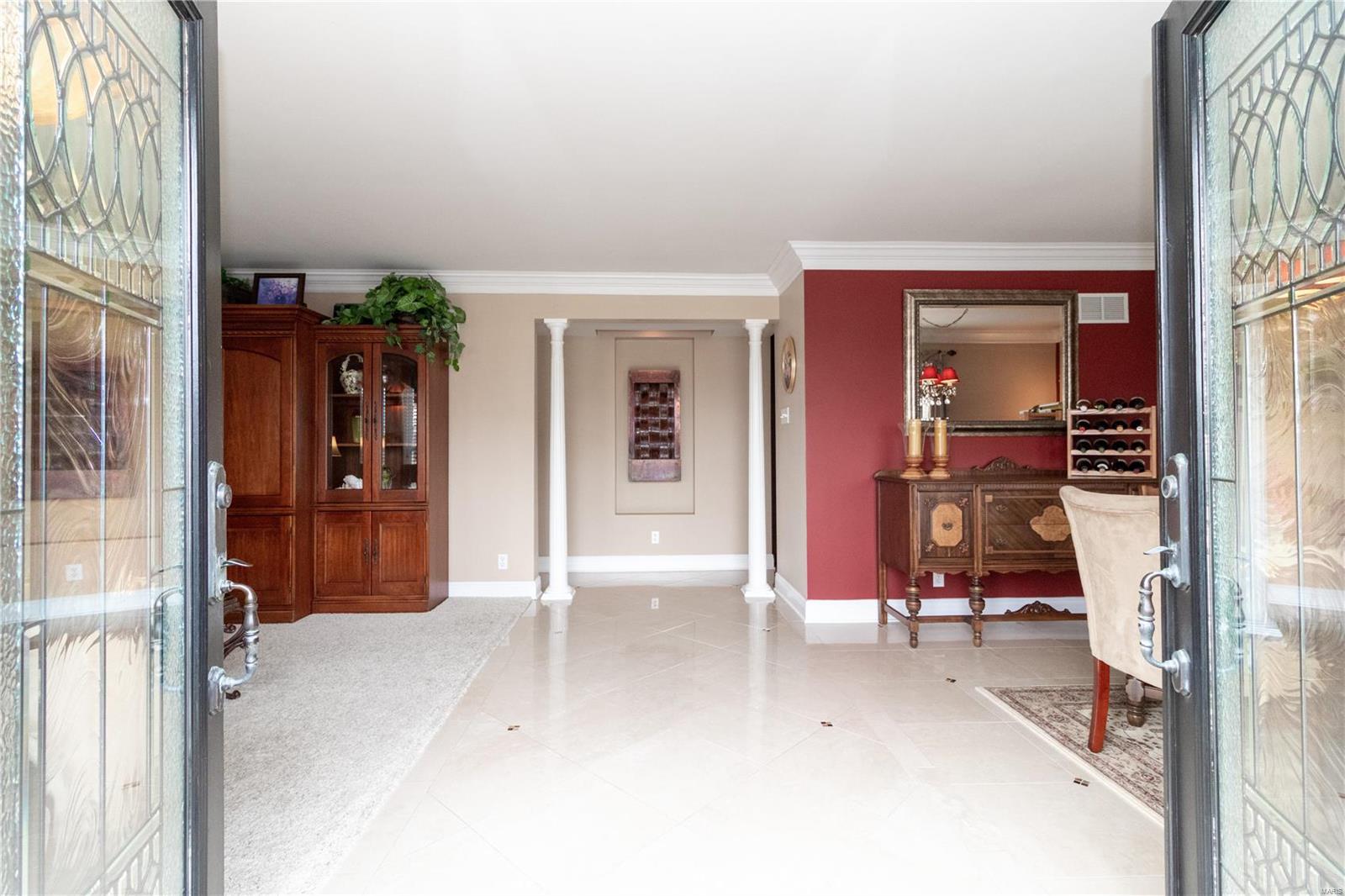 2814 Yaeger Road St. Louis, MO 63129 - Photo 3 of 40 Gallery Image 3
