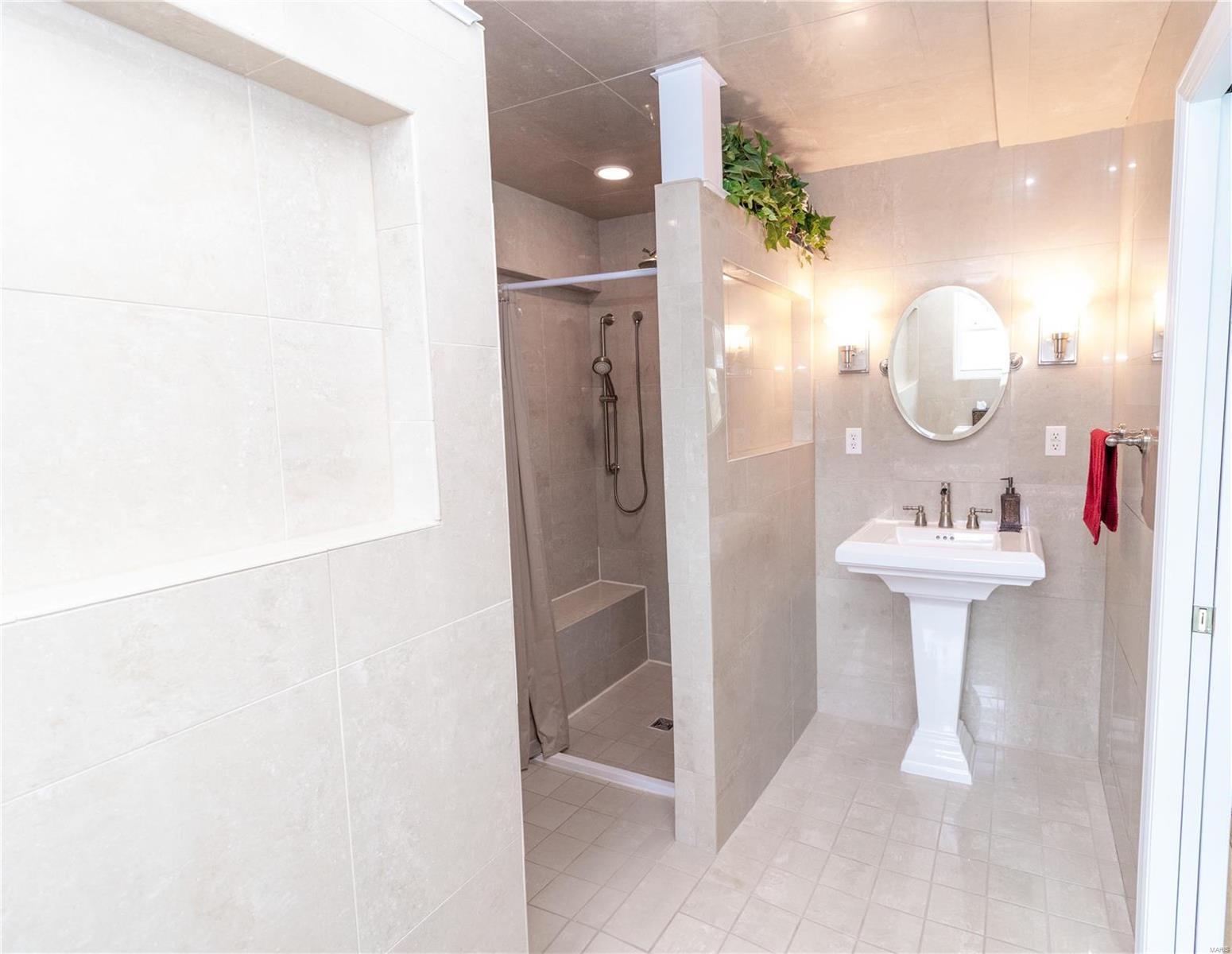 2814 Yaeger Road St. Louis, MO 63129 - Photo 21 of 40 Gallery Image 21