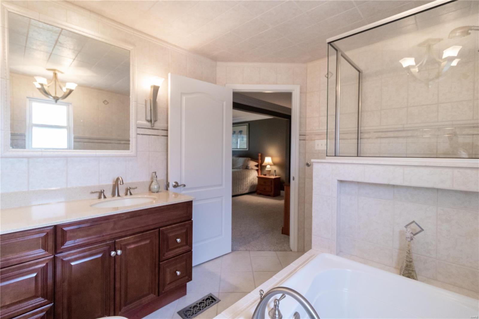 2814 Yaeger Road St. Louis, MO 63129 - Photo 26 of 40 Gallery Image 26