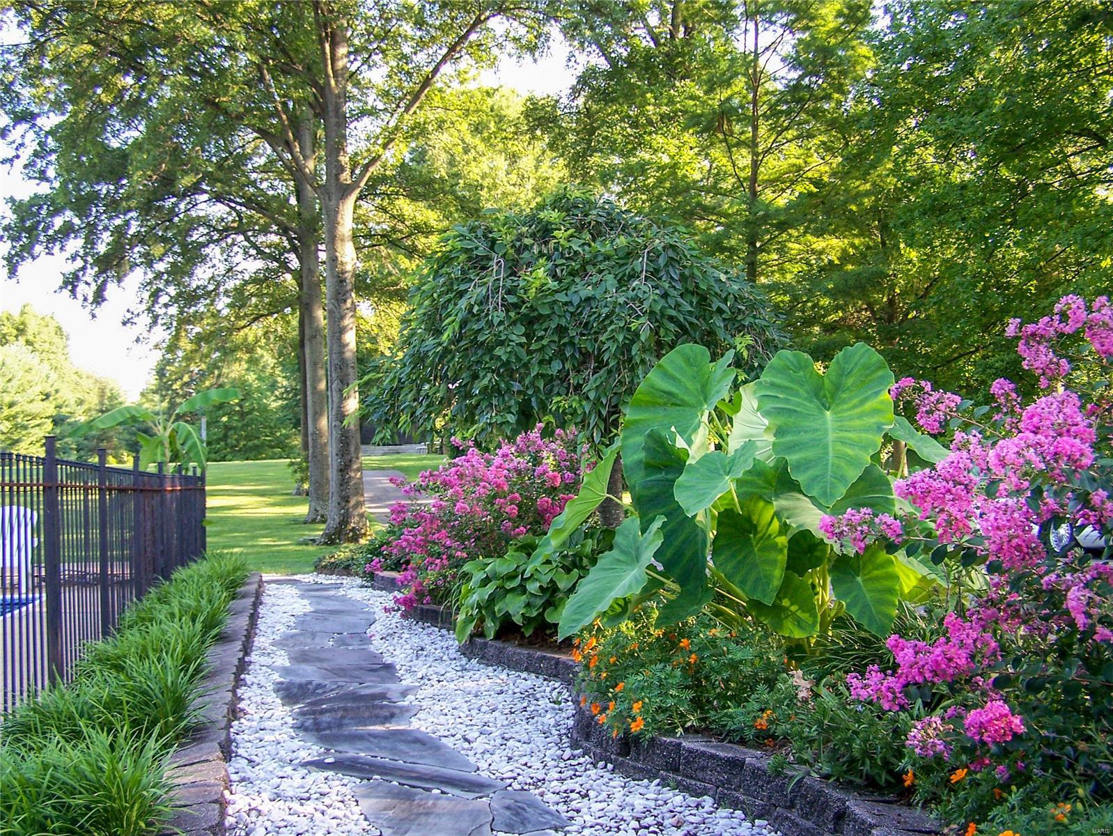 2814 Yaeger Road St. Louis, MO 63129 - Photo 38 of 40 Gallery Image 38