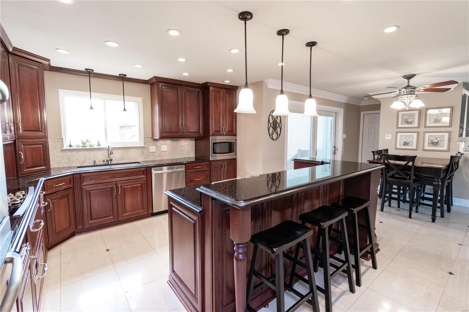 2814 Yaeger Road St. Louis, MO 63129 - Photo 10 of 40 Gallery Image 10
